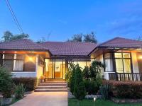 Himnam Phusang Resort - B&B Ban Pa Sak