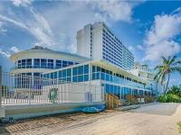 Castle Beach Club Apartments - B&B