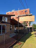 Hospedaje Arroyito - B&B Jardín América