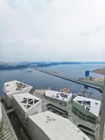 R&F Sea View 2BR New Luxury Design 5pax, Pet Friendly 1CP Netflix I CIQ RTS High Floor Unblock Super Sea View - B&B Johor Bahru