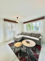 The West House - Bed and Breakfast Calheta