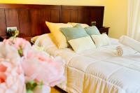 Camera Matrimoniale con Vista Giardino