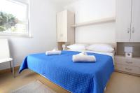 One-Bedroom Apartment with Terrace and Sea View