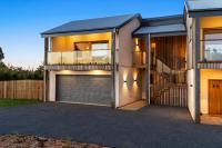 Crater View Boutique Eco Apartment - B&B Koroit