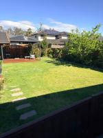 Mystic Gardens with private entrance and bathroom - B&B Wentworthville