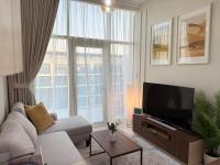Bright 1BR with Balcony Near Airport - B&B Abu Dhabi Island and Internal Islands City