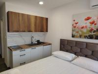 Monolocale con Terrazza