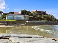 Four-Bedroom Deluxe Home - Oceanfront