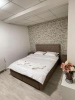 Apartament cu 5 camere - B&B Craiova