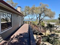 Canyon Lake House with Lake View - Bed and Breakfast Canyon Lake