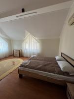 Будинок на Духновича - Bed and Breakfast Mukachevo