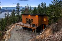 Hygge Hideaway - Breathtaking Lake View & Hot Tub - B&B Hope