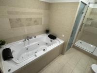Exclusive Penthouse And SPA - Ferienwohnung Riga