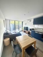 CBD - Pool - Sleeps 4 - Parking - Ferienwohnung Canberra