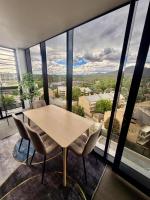 2BR-2BR-2Cars -CBD-Pool-sleeps 6 - Chambres d’hôtes Canberra