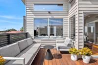 Coastal Tides on Anderson - B&B Torquay