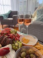 2 Off Sunshine Culburra Beach - Bed and Breakfast Culburra Beach