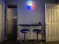 The Duff 1 Bed Flat Walk to Marina Shops and Train - B&B Bangor