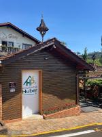 Pousada Huber - B&B Treze Tílias