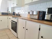 Blue Horizon - Seaviews - Beach Access - B&B Port Alfred