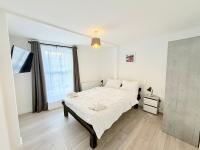 Alisha Town House - B&B Rugeley