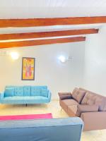 Blue Mova Self catering Guesthouse - B&B Margate