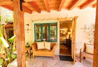 The Emerald Iguana Inn - B&B Ojai