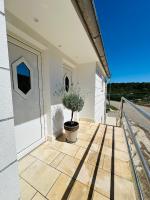 Robić Apartments 2 - B&B Lumbarda