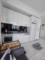 Luxury Apartment with Pool View Avsallar Alanya - Chambres d'hôtes Alanya