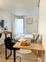 Le Michel Ange - Bed and Breakfast Courbevoie