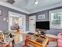 Drayton Place Carriage Unit 2 - Bed and Breakfast Savannah