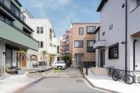 Spacious Shonan Beach Villa 2-min walk to Beach, near Enoshima Island & Kamakura access, Kala's Blue Crush at Kugenuma Kaigan - Chambres d'hôtes Fujisawa