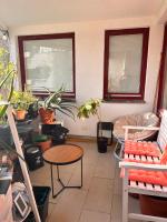 1 Zimmer mit Aussicht und 1 Zimmer mit Balkon in 4 Zimmer Wohnung, Szene, Parks und Top Lage - Bed and Breakfast Berlijn