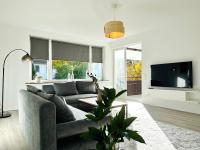 Rabenberg Duo- 12 Personen- 2 Bäder- 2 Küchen- Parkplatz- Terrasse- Balkon - Ferienwohnung Wolfsburg