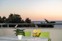 Marea apartments next to the beach - B&B Novalja