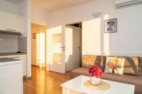 Appartamento con 2 Camere da Letto e Vista Mare