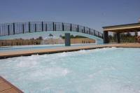 Stunning apartment in a holiday village with pool - B&B Bibione