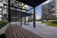 Stylish Apartment in a Modern Development 800 m from Spodek by Noclegi Renters - B&B Katowice