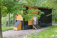 Riverside Tiny House with hot tub near Stowe - B&B Johnson