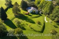 Casa con Jardín Enorme y Vistas Espectaculares Cerca de Pechon - B&B Pesués
