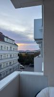 Apartment near Donau with Parking Garage - Ferienwohnung Wien