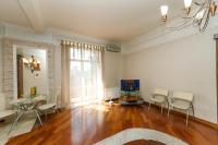 Apartamento Superior de 1 dormitorio con jacuzzi, en Khreshatyk, 25