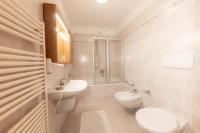 One-Bedroom Apartment (4 Adults + 1 Child)