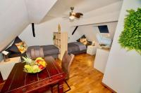 gemütliche 4 Zimmer Wohnung mit Einzelbetten, Küche und Badezimmer - Chambres d'hôtes Hohenmölsen