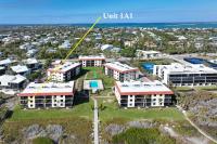 Direct beach access from your condo Sanibel Island - Sandalfoot 1A1 - B&B Sanibel