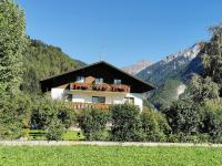 Apartments Steger - Ferienwohnung Sand in Taufers