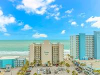 Horizon East Resort 104 - Direct Oceanfront Balcony and Pool - Chambres d'hôtes Myrtle Beach
