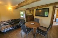 Spacious quiet house 6 km from Honfleur - B&B Genneville