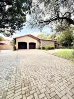 Home in Randpark Ridge - B&B Fontainebleau