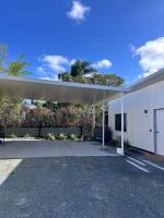 Aurora Self Contained Studio - Bed and Breakfast Brisbane